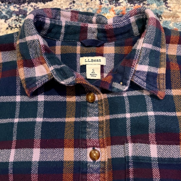 L.L. Bean Organic Cotton Plaid Flannel Shirt Small Women’s Blue Green purple EUC - Picture 12 of 13